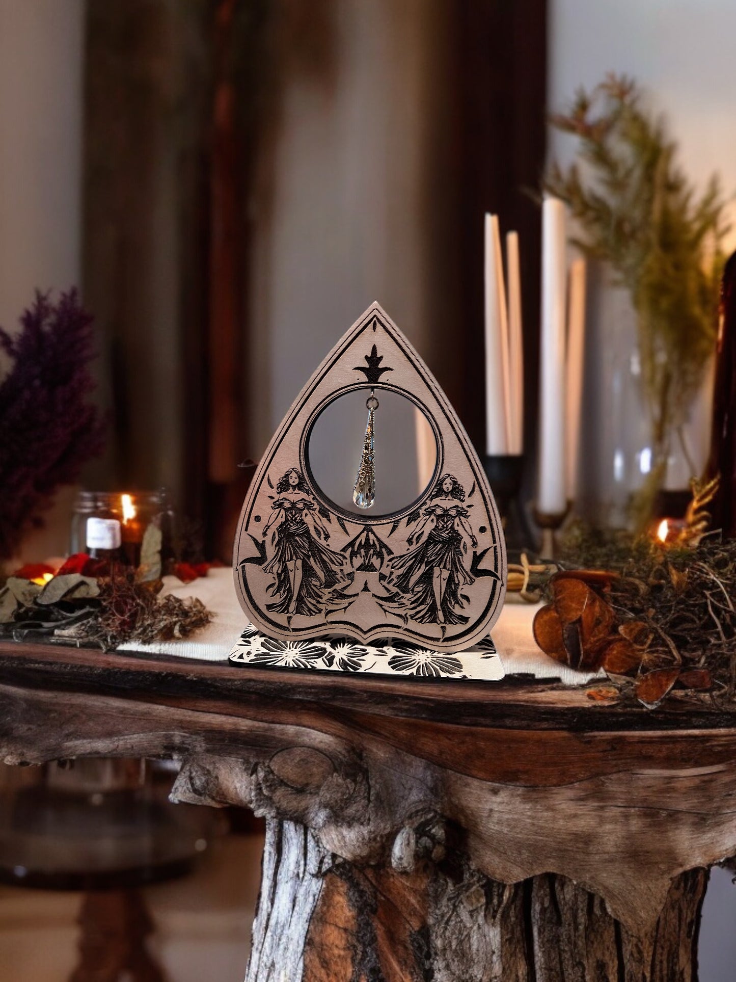 The White Lady Tabletop Planchette